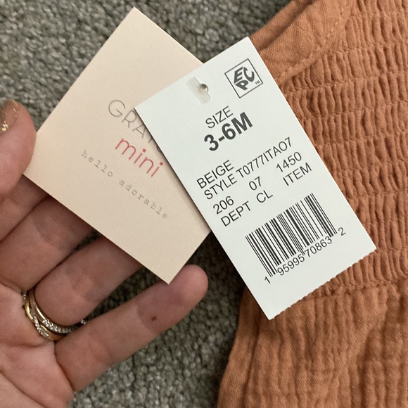 Grayson Mini shoulder tie romper and shoulder tie 2 piece - Picture 2 of 7